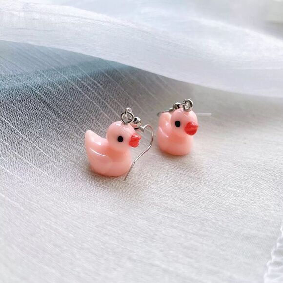 🆕Pink Duck Charm Dangle Earrings - Picture 4 of 5